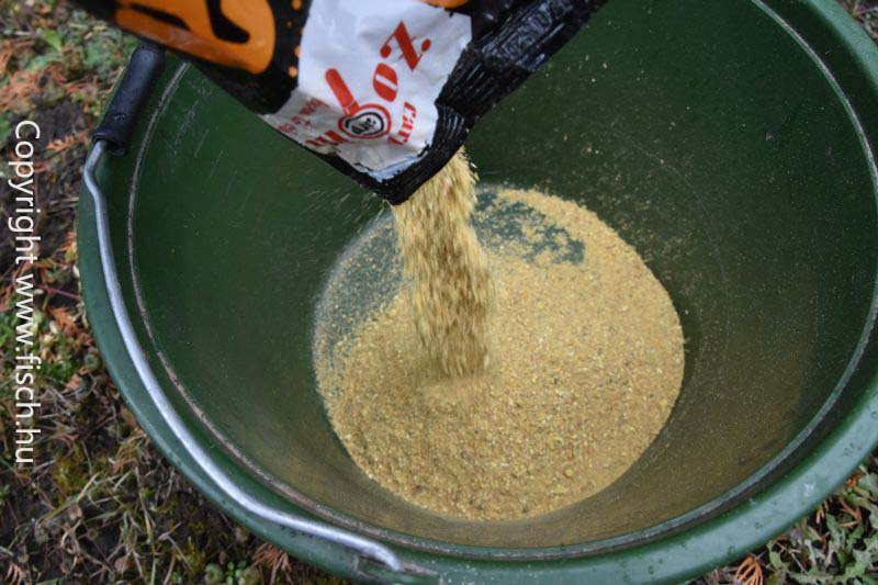 Etetőanyagok és aromák minden helyzetre Etetőanyagok és aromák minden helyzetre